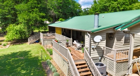 The Perfect River Retreat - image 22