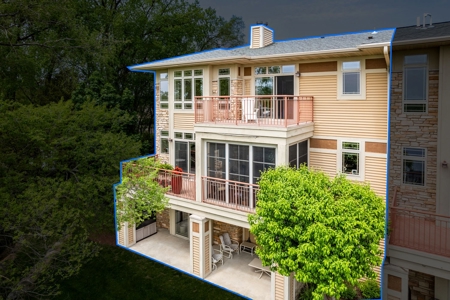 Condo with Breathtaking Views of the Wisconsin River - image 3
