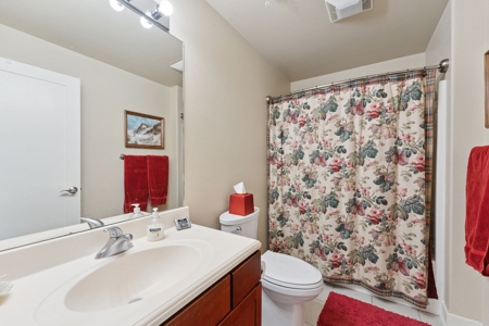 Condo with Breathtaking Views of the Wisconsin River - image 41