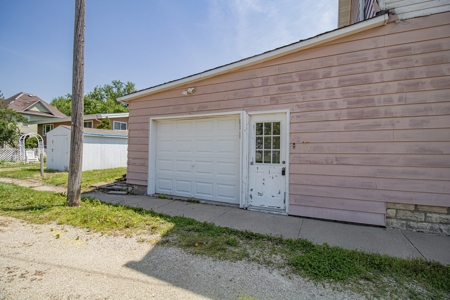 Historic Morley Property For Sale - image 20