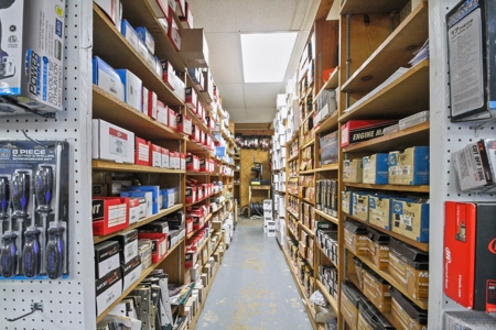 Well-Established Auto Parts Business in Shannon County - image 22