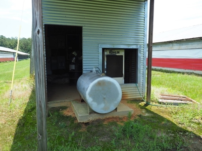 MS Poultry Broiler Farm 100 Acres w/ 2 Residence & Tractor - image 17