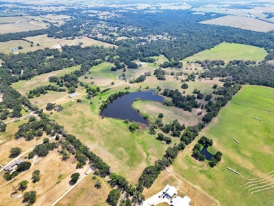 Kaufman TX Ranch Near Dallas with Unfinished Barndo - image 12
