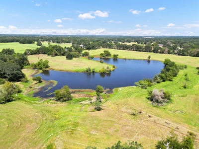 Kaufman TX Ranch Near Dallas with Unfinished Barndo - image 8