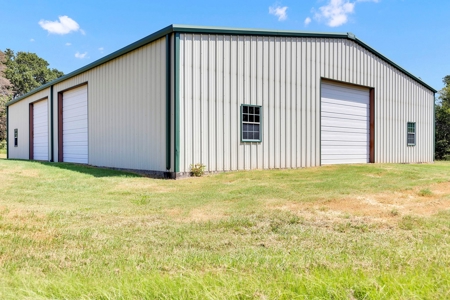 Kaufman TX Ranch Near Dallas with Unfinished Barndo - image 41