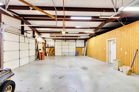 Kaufman TX Ranch Near Dallas with Unfinished Barndo - image 32