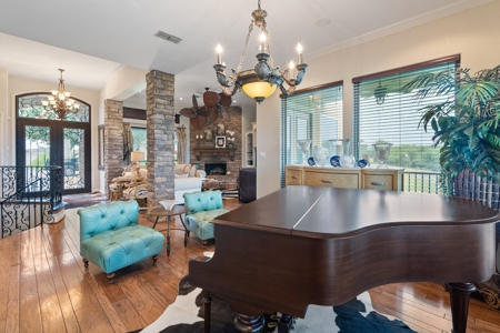 Exceptional Lake Front Home on Lake Corpus Christi - image 14