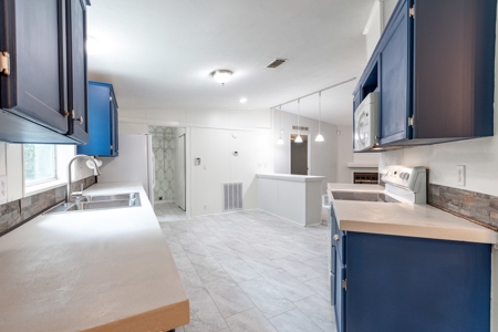 Home for Sale in Alachua, Florida - image 15