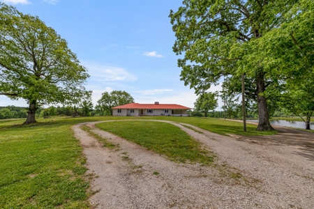 Charming Country Estate with Acreage in McNairy County, TN - image 2