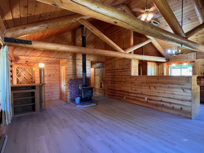 Log Home on 9.2 Acres! - image 12