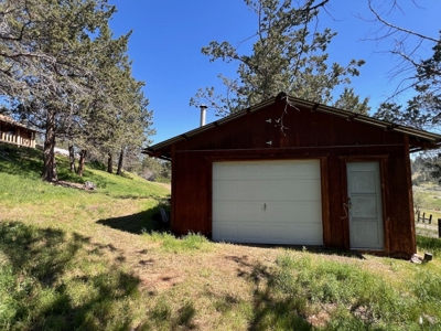 Log Home on 9.2 Acres! - image 29
