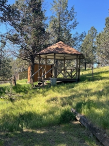 Log Home on 9.2 Acres! - image 33