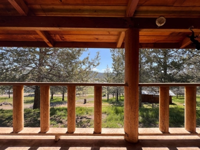 Log Home on 9.2 Acres! - image 7