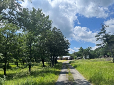 Country Home with land, in Southeastern Oklahoma - image 31