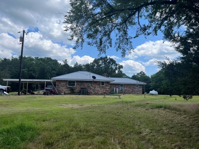 Country Home with land, in Southeastern Oklahoma - image 21