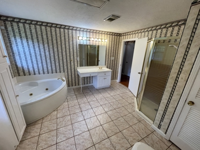 Country Home For Sale In Mcnairy Tn With 3 Acres - image 16