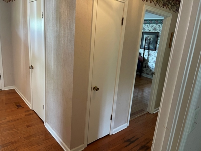 Country Home For Sale In Mcnairy Tn With 3 Acres - image 27