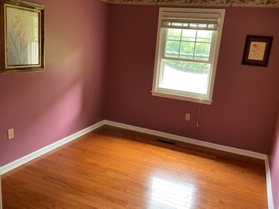 Country Home For Sale In Mcnairy Tn With 3 Acres - image 31