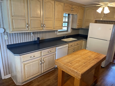 Country Home For Sale In Mcnairy Tn With 3 Acres - image 11
