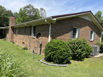 Country Home For Sale In Mcnairy Tn With 3 Acres - image 39