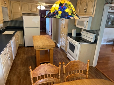 Country Home For Sale In Mcnairy Tn With 3 Acres - image 9