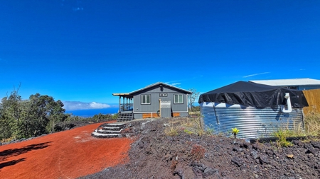 New modern home  1 acre in Hawaii w/stunning ocean views - image 4