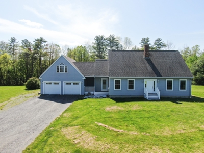 Maine Cape Home in the Country - image 2
