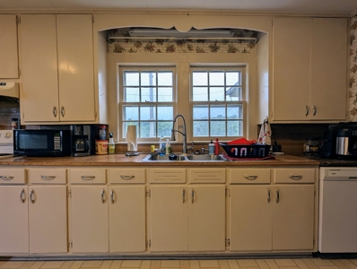 27.5 Acre Farm With 4 Bedrooms-1 Bath In Patrick County, Va - image 11