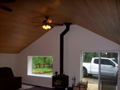 Outdoor lovers, country home on almost 5 acres - image 18