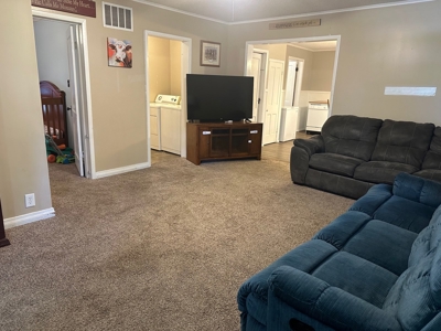 3 Bed 1 Bath Bungalow w/ Detached Garage - image 6