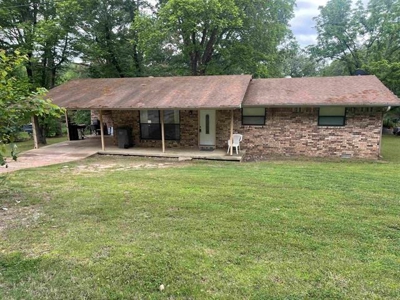 Home on edge of Batesville, AR for sale - image 1
