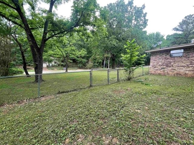 Home on edge of Batesville, AR for sale - image 35