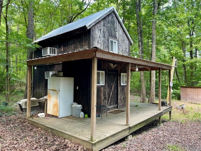 Tiny Home & Land For Sale Near the Little Red River in AR - image 13