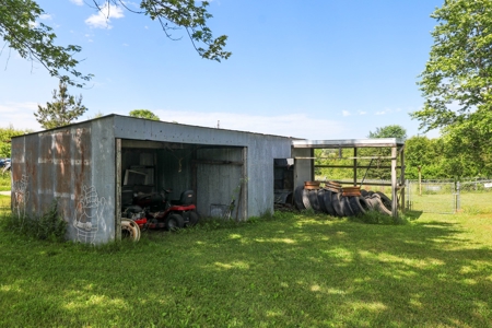 Recycling Business & Residence with 9.22a in West Plains, MO - image 22