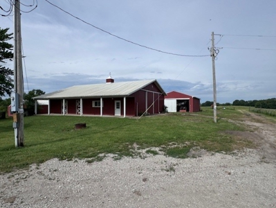 Country Home & 40 Acres For Sale Polo Mo - image 15