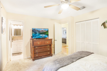 3/2 Brick Home In The Heart Of Trenton, Fl! - image 15