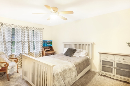 3/2 Brick Home In The Heart Of Trenton, Fl! - image 12
