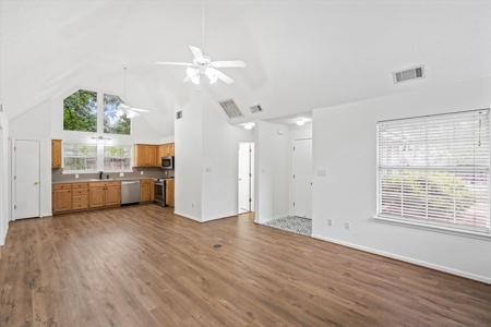 2Br-2Ba Holly Lake Ranch East Of Dallas Northeast Texas - image 9