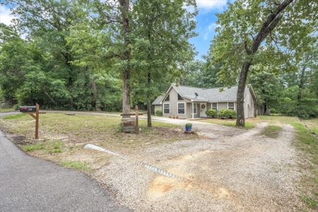 2Br-2Ba Holly Lake Ranch East Of Dallas Northeast Texas - image 2
