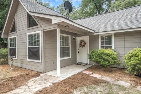 2Br-2Ba Holly Lake Ranch East Of Dallas Northeast Texas - image 4