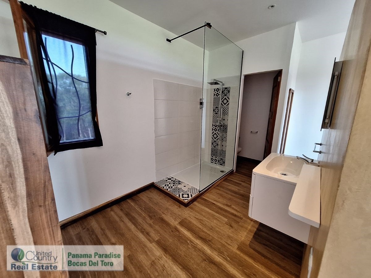 Luxury Lodge — Isla Solarte, Bocas del Toro - 34