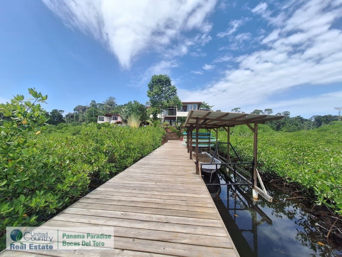 Luxury Lodge — Isla Solarte, Bocas del Toro - 10