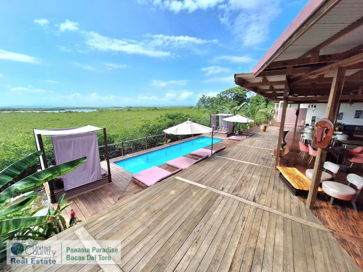 Luxury Lodge — Isla Solarte, Bocas del Toro - 14