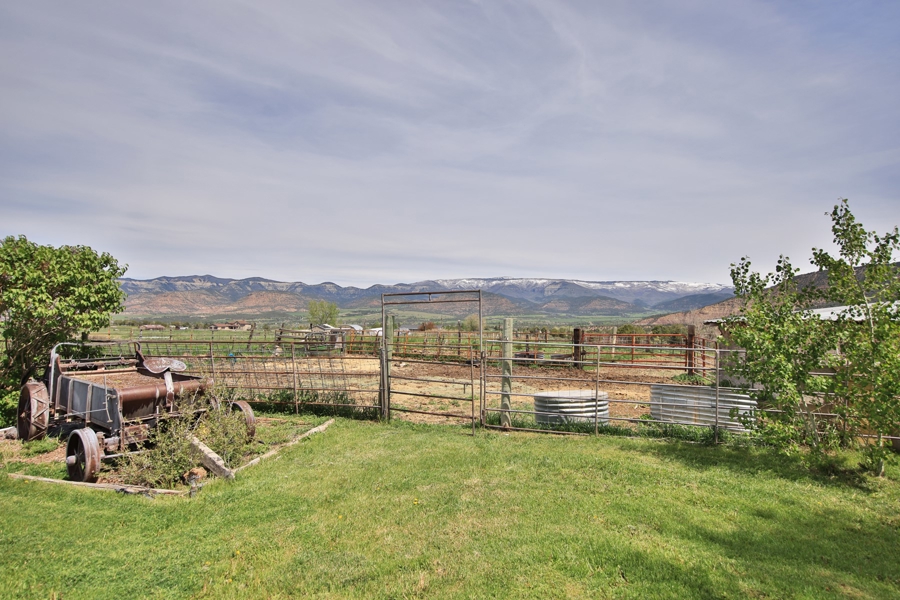 Colorado Home With Irrigation Workshop For Sale