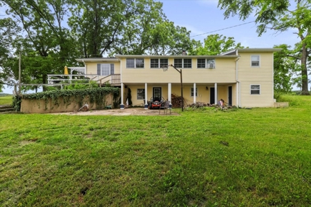 Charming Ranch Style Home on Serene 40 Acres - image 6