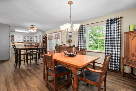 Charming Ranch Style Home on Serene 40 Acres - image 16