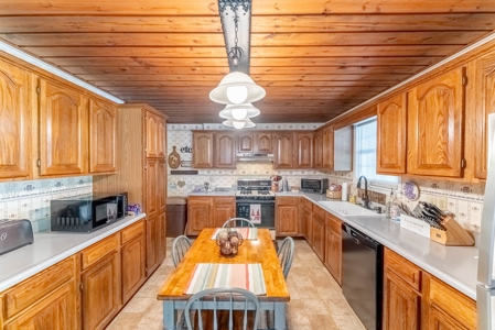 Country Home in Thayer Missouri - image 6
