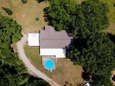 Country Home in Thayer Missouri - image 31