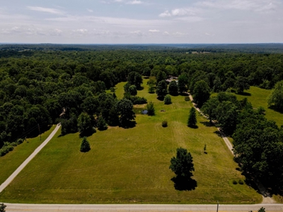 Country Home in Thayer Missouri - image 35