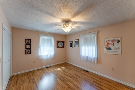 Country Home in Thayer Missouri - image 7